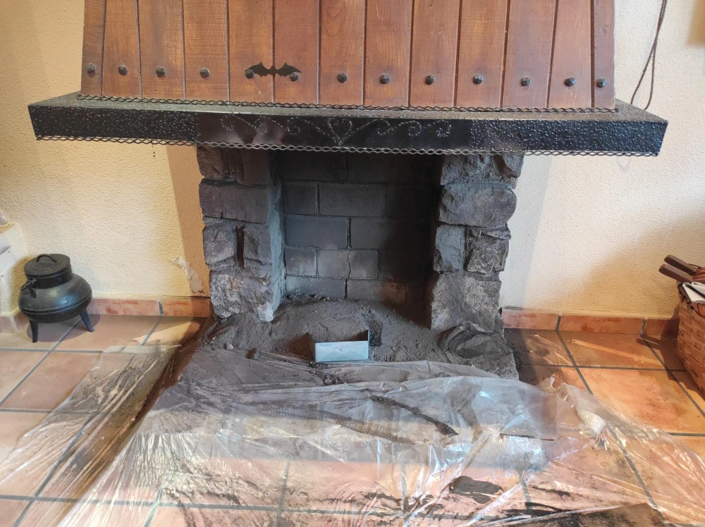 3. CHIMENEA ABIERTA DESHOLLINADA 1 3. CHIMENEA ABIERTA DESHOLLINADA 1